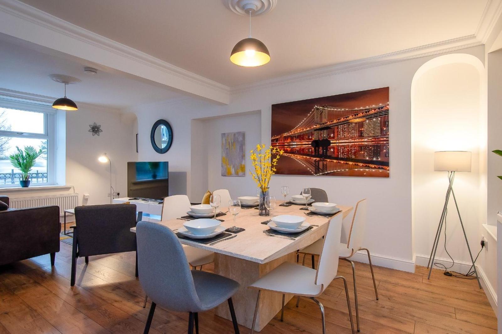 Casa One Hundred - A Beautiful 4 Bed House On The Beach Front Swansea Exteriér fotografie